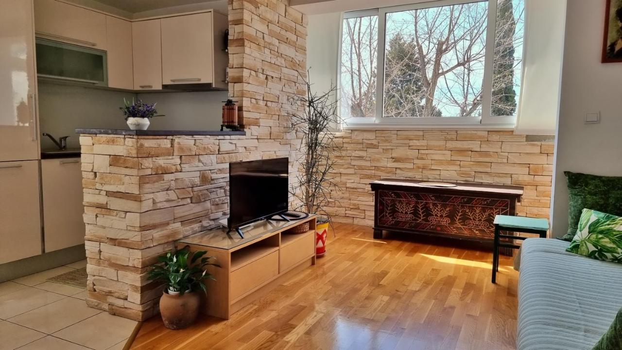 Apartment Tica オミシュ エクステリア 写真